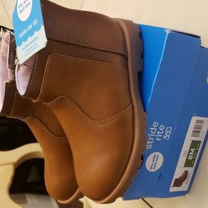 Stride rite 360 boots 8M